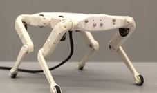 3D프린트한 로봇 개(Robot Dog)